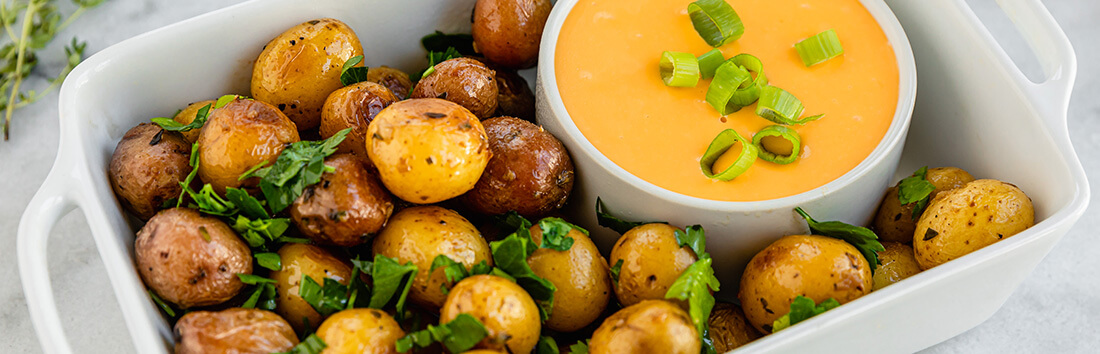 Roasted potatoes with Merkts beer cheese dip