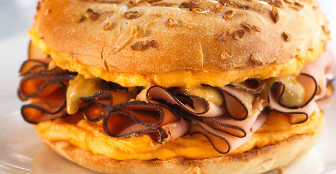 recipe-desktop-merkts-beer-cheese-bagel-crisp - Bel Foodservice