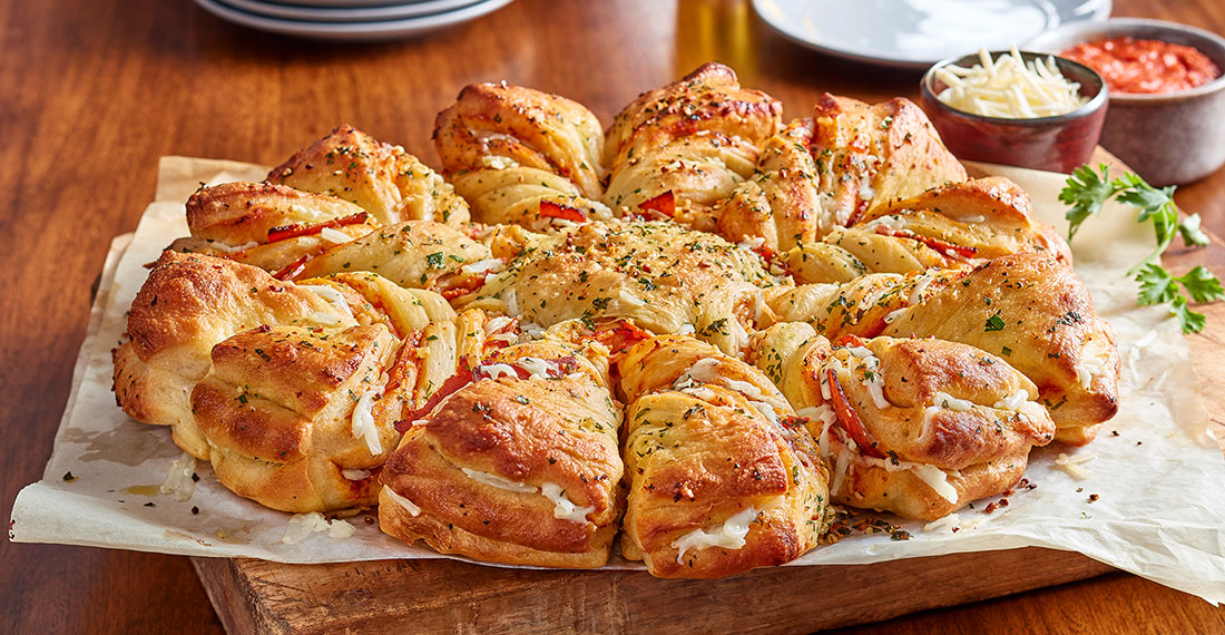 Vegan Pull-Apart Pizza with Nurishh Mozzarella Recipe